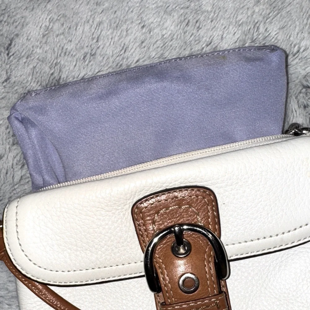 Coach Y2K Boho Leather Wristlet - Picture 14 of 15